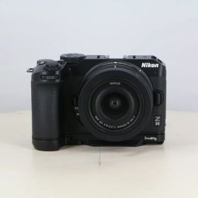 【中古】(ニコン) Nikon Z30+16-50/3.5-6.3 キット