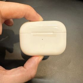 【ジャンク品】Apple AirPods Pro / 第一世代 / 傷汚れあり