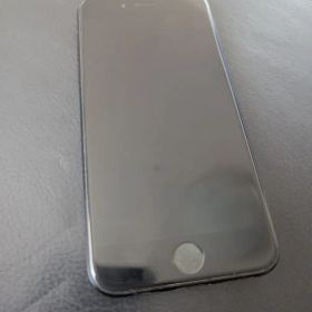 Apple iPhone 7 ブラック 本体