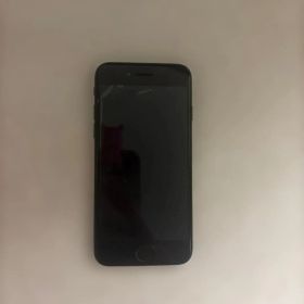 Apple iPhone 7 ブラック 本体