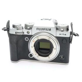 【中古品】《並品》 FUJIFILM X-T4 ボディ シルバー [ デジタルカメラ ]