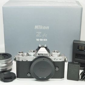 美品 564ショット Nikon Z fc Z DX16-50mm F3.5-6.3VR レンズ付き ニコン 管NI9924