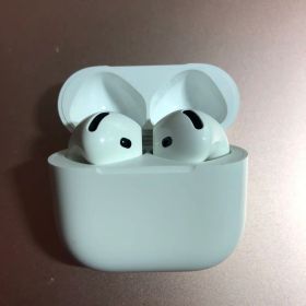Apple AirPods 第4世代 ANC アクティブノイズキャンセリング