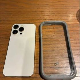 iPhone 13 Pro 本体 iFaceケース付