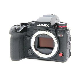 【中古品】《良品》Panasonic LUMIX S1RII ボディ DC-S1RM2[デジタルカメラ]