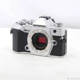 ソフマップ 〔中古品〕 OM-D E-M5 Mark III ボディ シルバー【368】