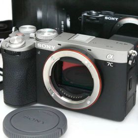 【中古】【美品】ソニー α7C II ILCE-7CM2 ボディ [シルバー] CA01-R7031-4B6 SONY Eマウント フルサイズ 5軸手ブレ補正 EVF 中古