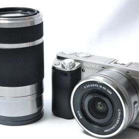 【中古】【1ヶ月保証】 ソニー SONY α6000 ダブルズームレンズキット シルバー ILCE-6000Y S ミラーレス一眼