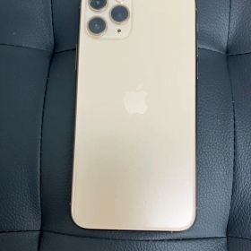 Apple iPhone 11 Pro ゴールド 本体【SIMあり、初期化済み】