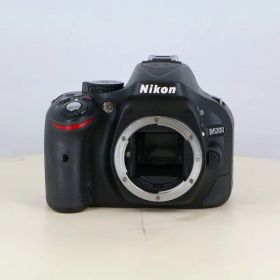 【中古】(ニコン) Nikon D5200 ボディ ブラック