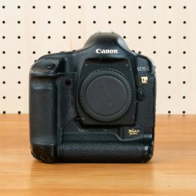 EOS-1DS MARK2