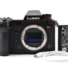 【返品保証】★極上美品★パナソニック LUMIX DC-S1R ボディ《ショット数7,770回》★ L1440#8960