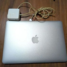 MacBook Air 13インチ 2017 / i5 / 8GB / 128