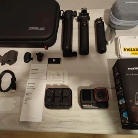 【美品】Insta360 Ace Pro 2 クリエイターキット他