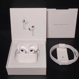 Apple AirPods3(第3世代) 本体 ケース付き 純正充電ケーブル