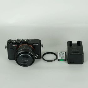 [良品 | 高級フィルター付] SONY Cyber-shot DSC-RX1RM2 | コンパクトデジタルカメラ