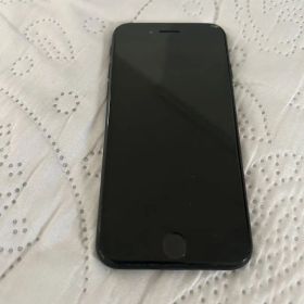 Apple iPhone SE 本体