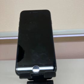 iPhone SE第3世代 64GB 021