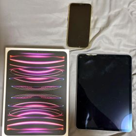 iPad Pro 11インチ第4世代 128GB 本体 iPhone11本体