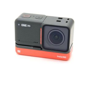【中古品】《美品》 Insta360 ONE RS ツイン版 CINRSGP/A [ デジタルカメラ ]