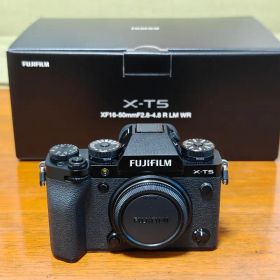 美品 FUJIFILM X-T5 メーカー保証2027年9月まで