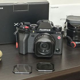 【値下げ】 FUJIFILM X-T5 ｜35mm F1.4＋23mm F2.8
