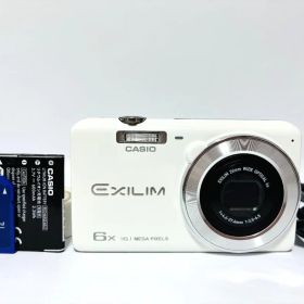【極美品・返品保証】 CASIO EXILIM EX-ZS26 ホワイト