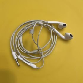 Apple EarPods 3.5mmプラグ 有線イヤホン 本体 動作確認済み