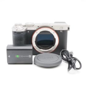 ショット数5,999枚！SONY α7C II ILCE-7CM2 シルバー ボディ ミラーレス一眼