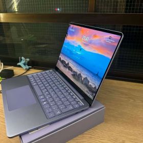 Microsoft Surface Laptop 本体