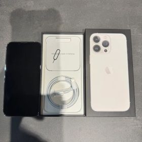 Apple iPhone 13 Pro 本体