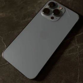 iPhone 13 Pro 本体