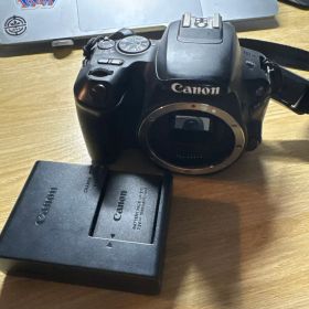 【Canon EOS Kiss X9 ブラック ボディ】