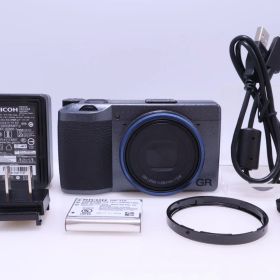 【極美品】RICOH GR IIIx Urban Edition コンパクトデジタルカメラ