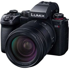 パナソニック【今なら5年延長保証加入が無料】ミラーレス一眼カメラ ブラック LUMIX S5II 高倍率ズームレンズキット DC-S5M2H【フルサイズミラーレス】デジタル一眼カメラ