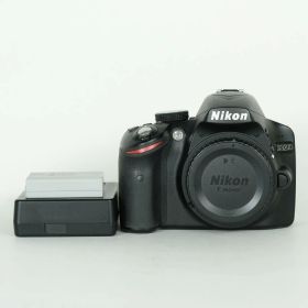 [良品 | シャッター数62,917回] Nikon D3200ボディ ブラック | ニコンFマウント