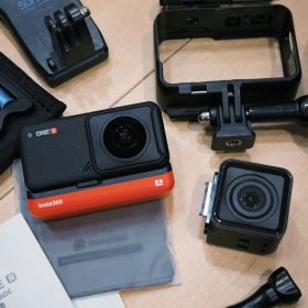 Insta360 ONE R ツイン版（360度 + 4K広角）アクセサリー多数