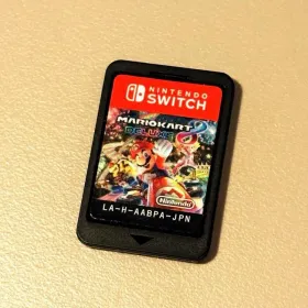 マリカー8(マリオカート8 デラックス) Switch 新品¥3,333 中古¥3,400