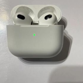 Apple AirPods 第3世代