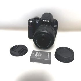 Nikon D5000 18-55mm レンズセット 5923回 液晶難あり