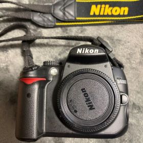 【土日限定価格】Nikon D5000 本体 デジタル一眼レフカメラ