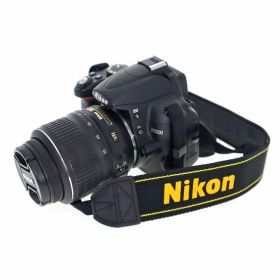 【中古】Nikon ニコン D5000 一眼レフカメラ