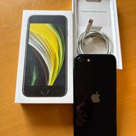 Apple iPhone SE 第2世代 本体 ブラック