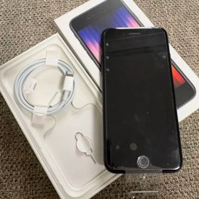 Apple iPhone SE 第三世代 本体箱付き