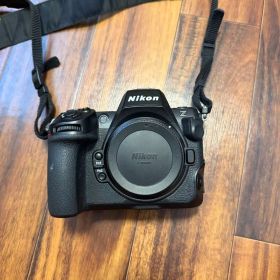 ニコン Nikon Z8 ミラーレスカメラ