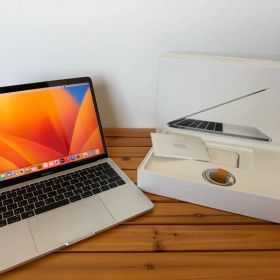 MacBook Pro 2017 13インチ ＊ 114