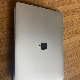 MacBook Pro 13インチ（2017年モデル）の出品です。