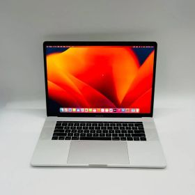 Core i7、MacBook Pro 15" 2017、16GB、512GB