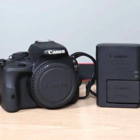 Canon EOS Kiss X7 本体