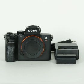 [並品 | シャッター数33,727回｜海外言語モデル] SONY α7R III（ILCE-7RM3） | SONY Eマウント